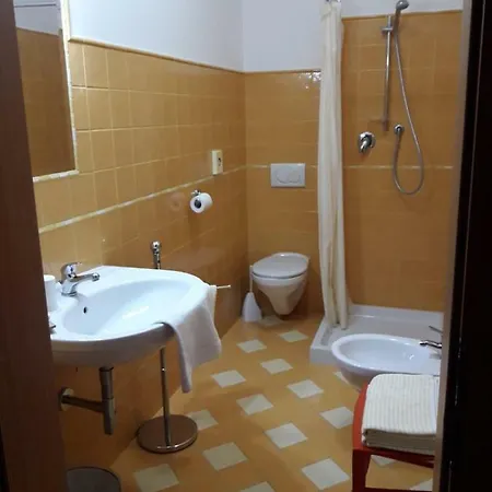 Castellano Alojamento de Acomodação e Pequeno-almoço Cerasolo